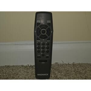 Magnavox TV Remote Control 00T225AG-MA02 95 Stick XMTTR 95281 M4P4 11296